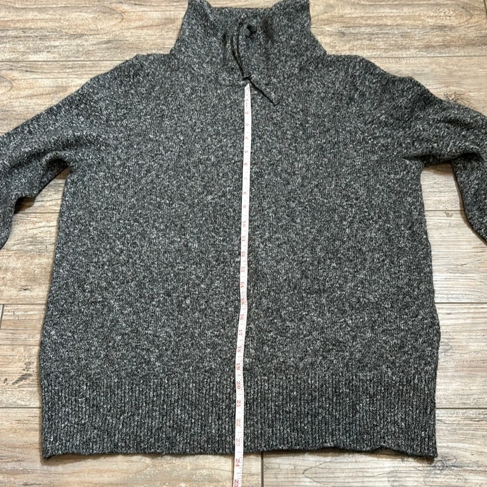 Workshop Republic Women's Gray Sweater Size Large